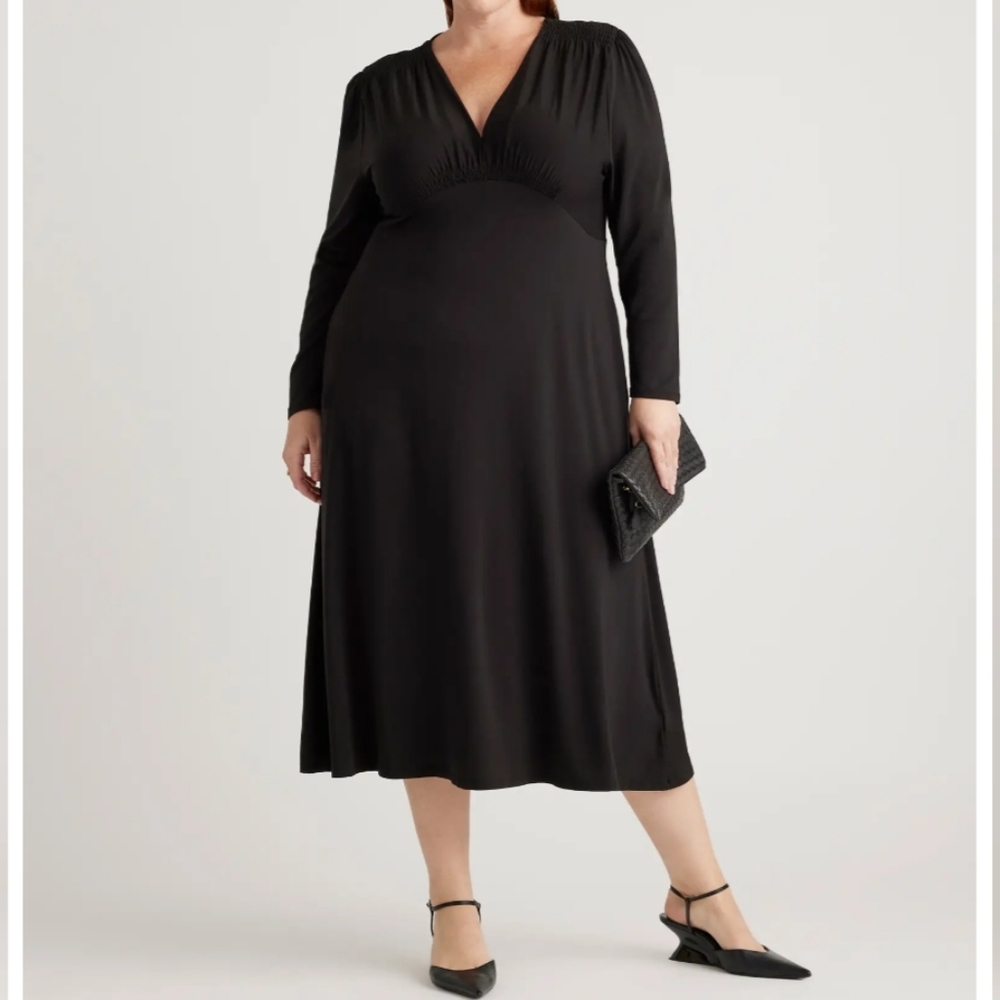 Tencel Jersey V-Neck Long Sleeve Midi Dress - Picture 4 of 7